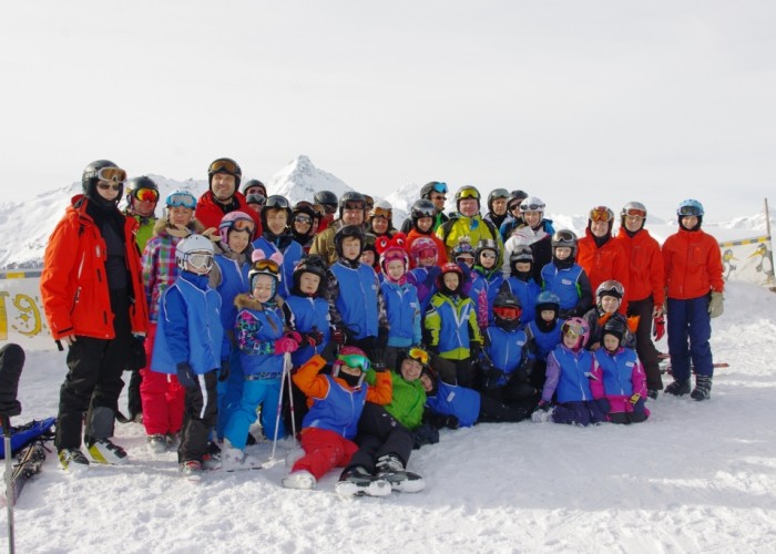wyjazdy rodzinne na narty, wyjazdy rodzinne w góry, ferie z dzieckiem, ferie z dziećmi, narty we włoszech, narty w austrii, narciarskie ferie rodzinne