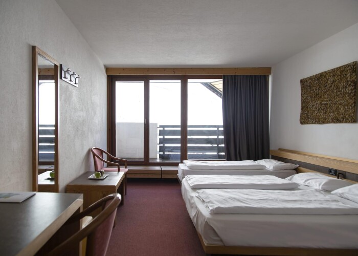 blu_hotel_senales_cristal_room_camera