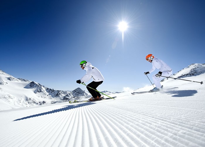 rozpoczęcie sezonu, narty w Austrii, narty na lodowcu; wyjazdy rodzinne